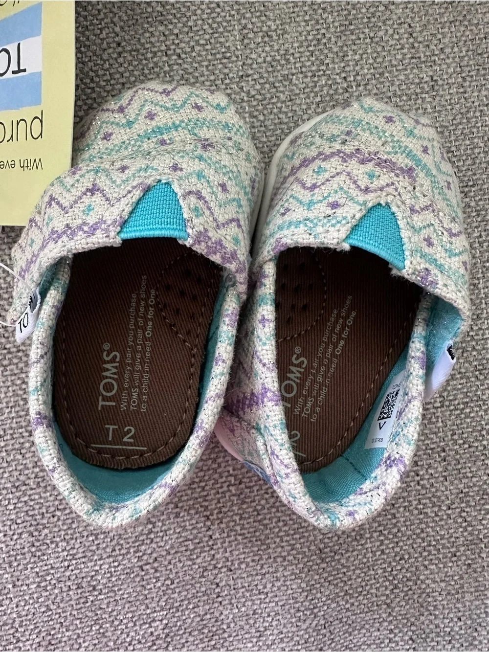 TOMS baby shoes size NWT
